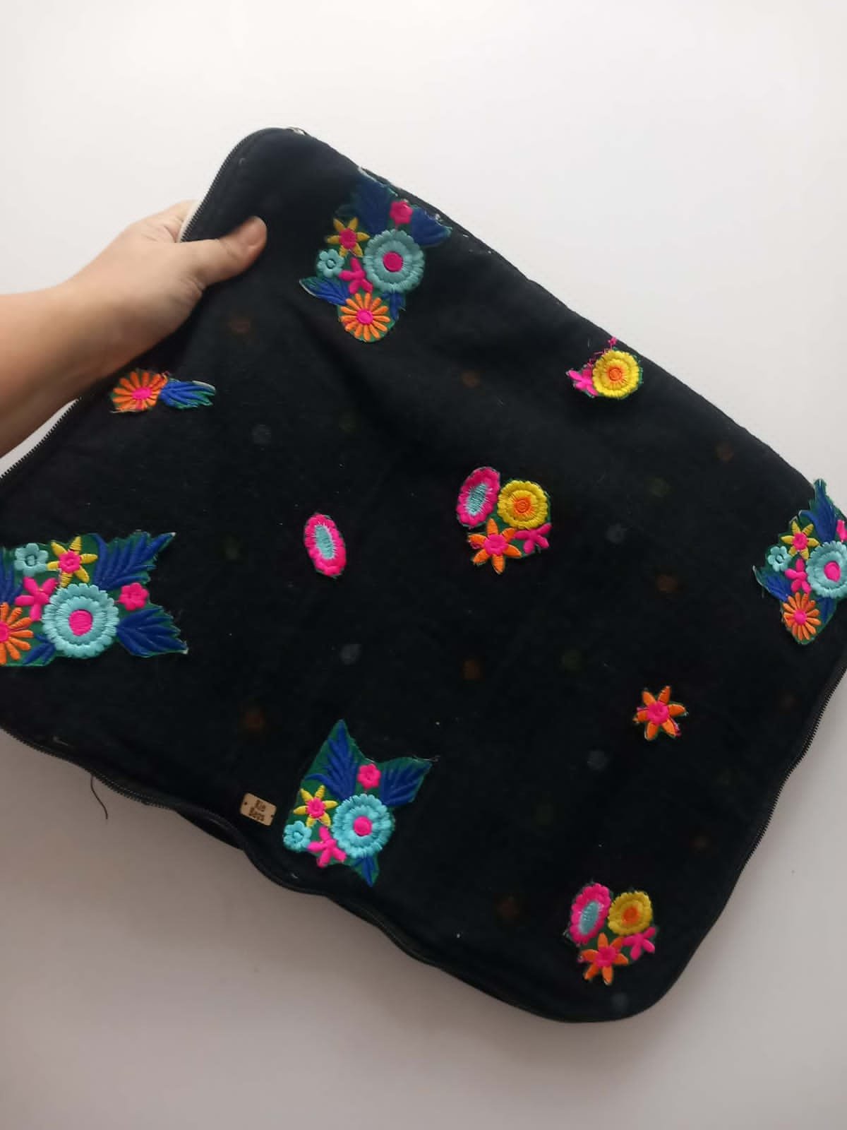 شنطة لاب توب _Marie Crafts