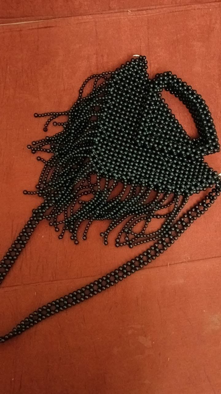 شنطه مثلث خرز_La vie Crafts