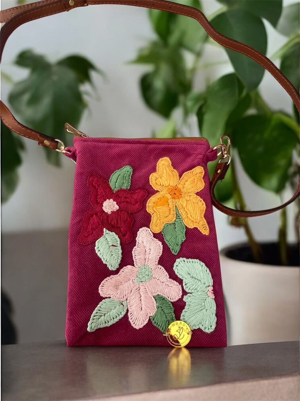 Ward Crafts_Barry mobile bag